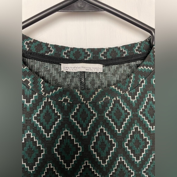 ZARA beautiful tribal patterned dress with green and black diamonds design - Picture 3 of 7